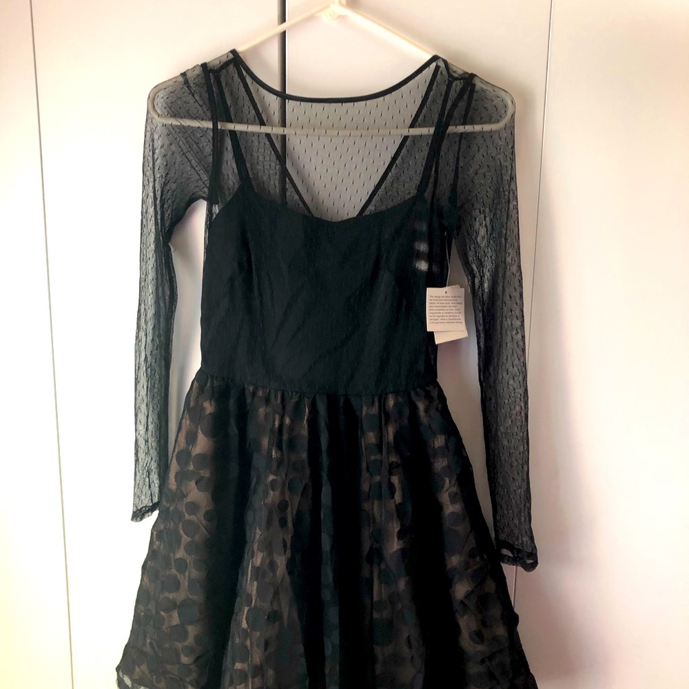 Aiden Maddox Amazing dress!